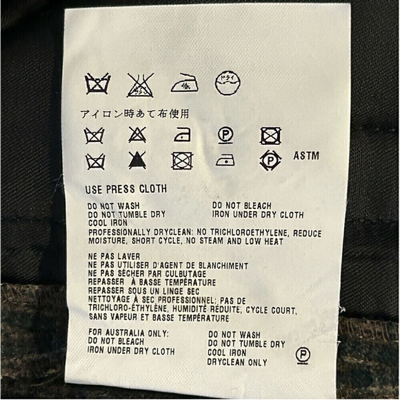 Miu Miu  Virgin Wool Knee-Length Shorts Sz 38 - Picture 10 of 12